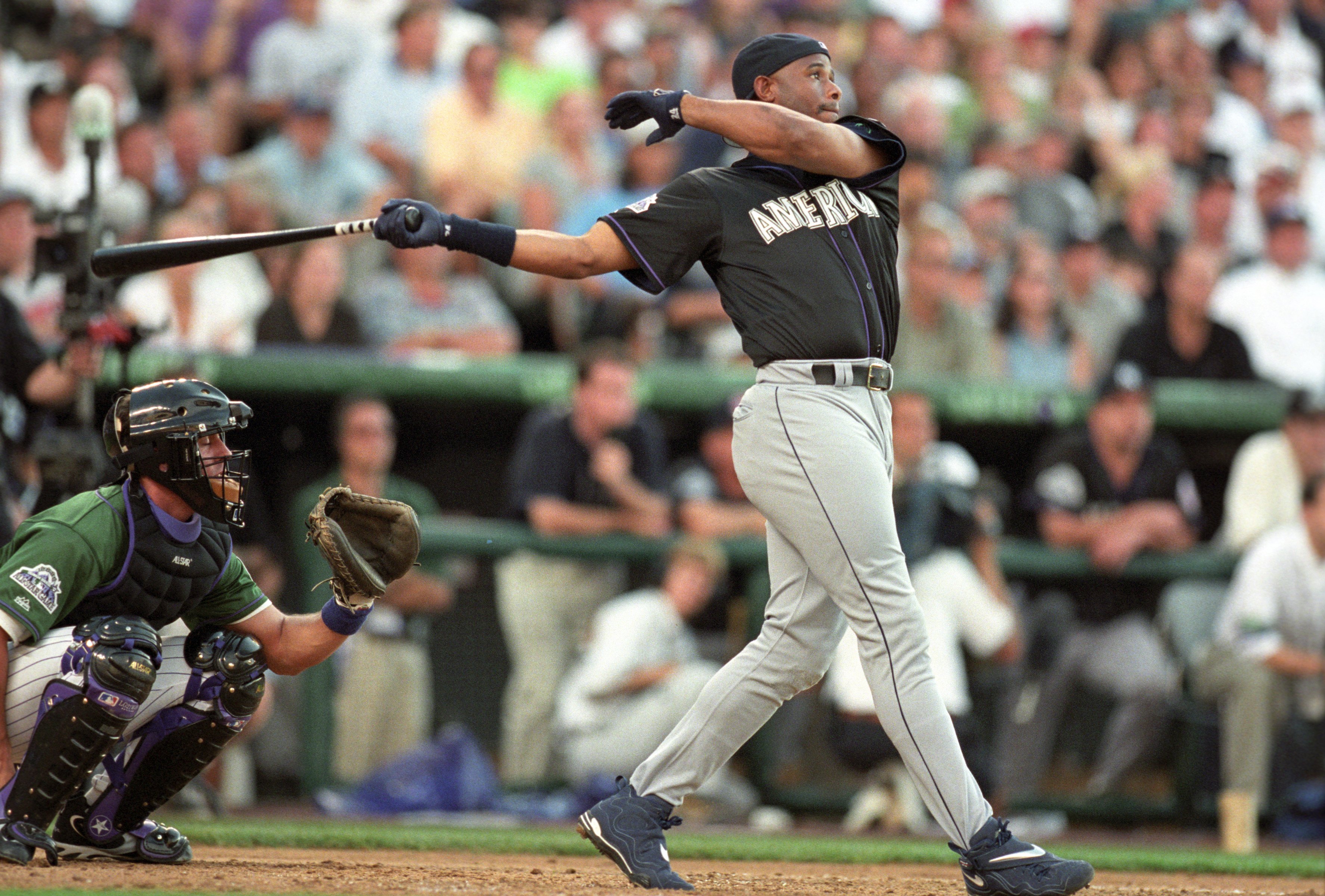 Ken Griffey Jr. should have been unanimously selected to the Hall